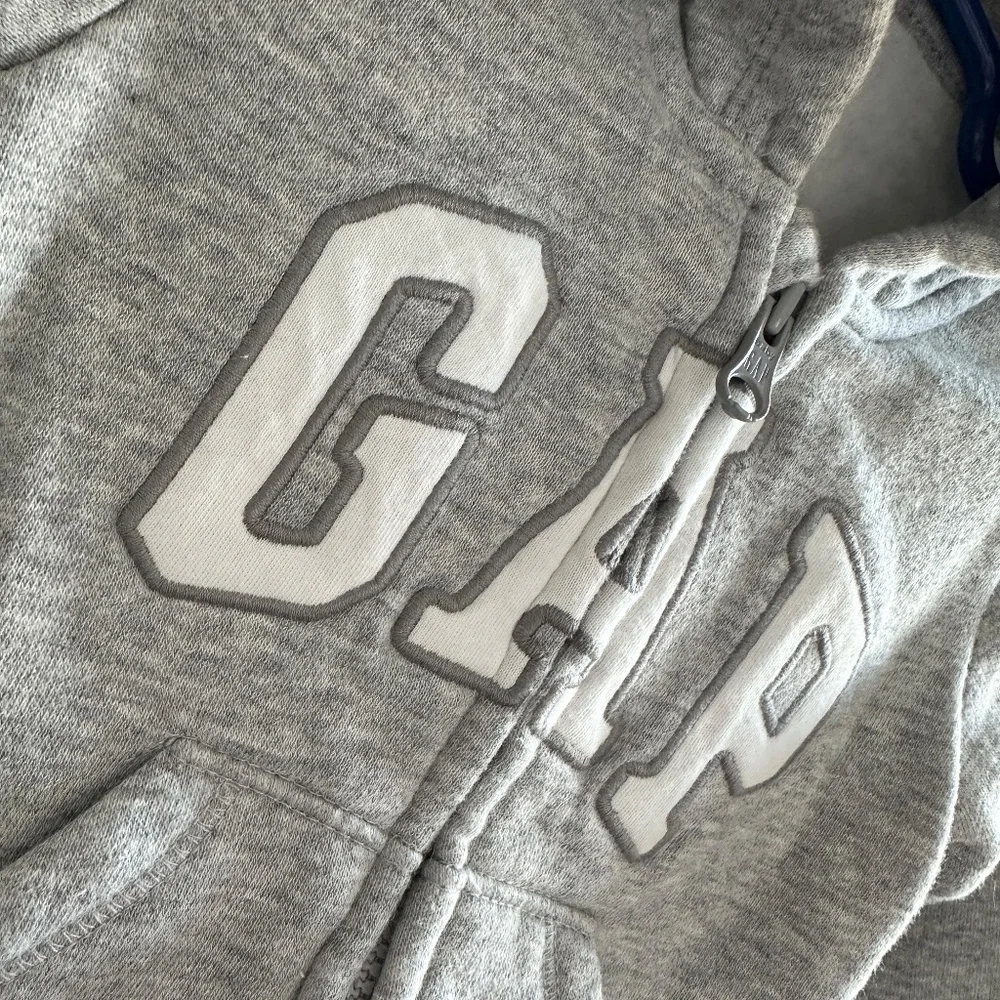 NWOT Baby Gap Gray Footie Bunting Suit One Piece 3-6